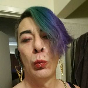 Meet your Posher, Ross